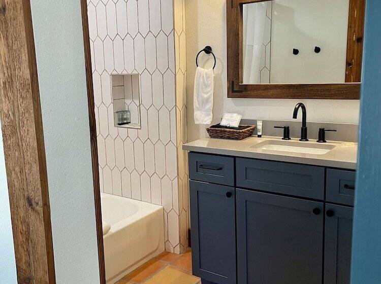 חדר משפחתי, Blanco County Inn & Guesthouses