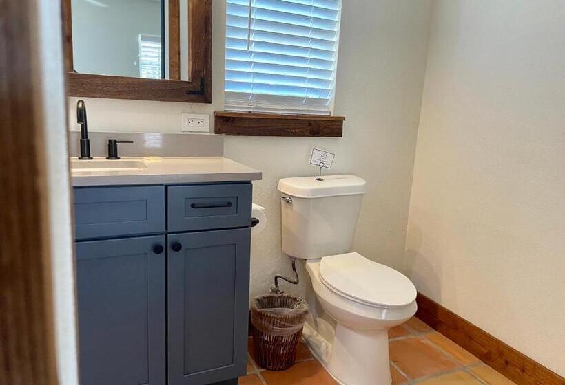 חדר משפחתי דלוקס, Blanco County Inn & Guesthouses