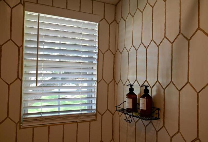 Quarto Deluxe, Blanco County Inn & Guesthouses