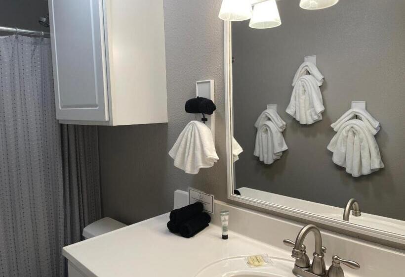 Villa 2 Quartos, Blanco County Inn & Guesthouses