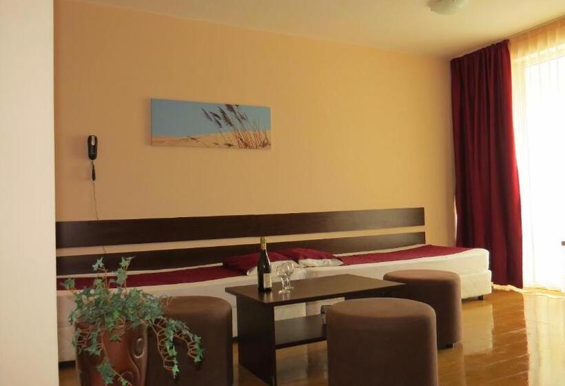 آپارتمان 1 خوابه, Apart Hotel Vechna R