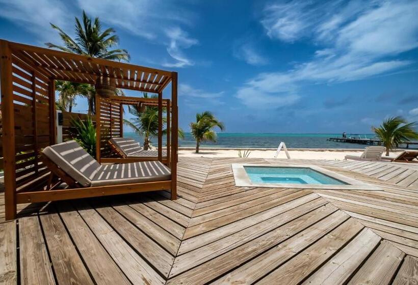 Deluxe Suite Sea View, Diamante Beachfront Suites