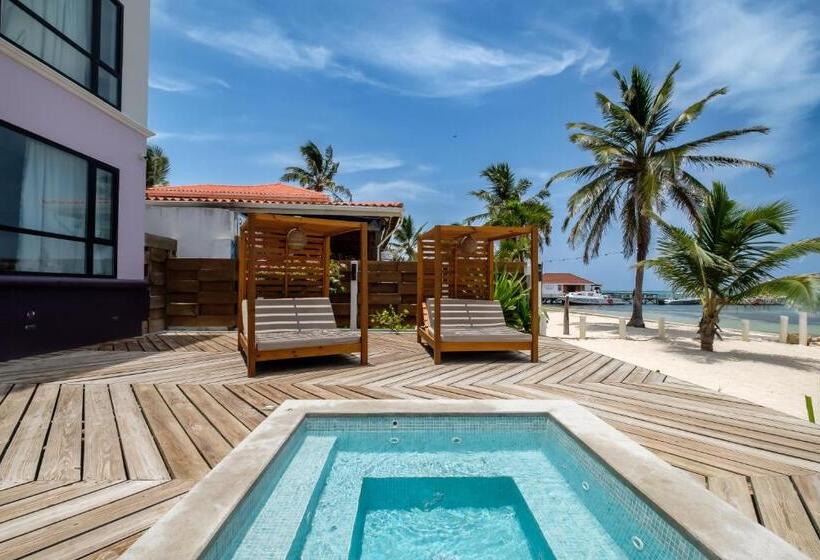 Deluxe Suite Sea View, Diamante Beachfront Suites