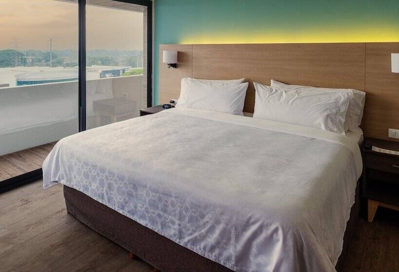带阳台套房, Staybridge Suites   Villahermosa Tabasco, An Ihg