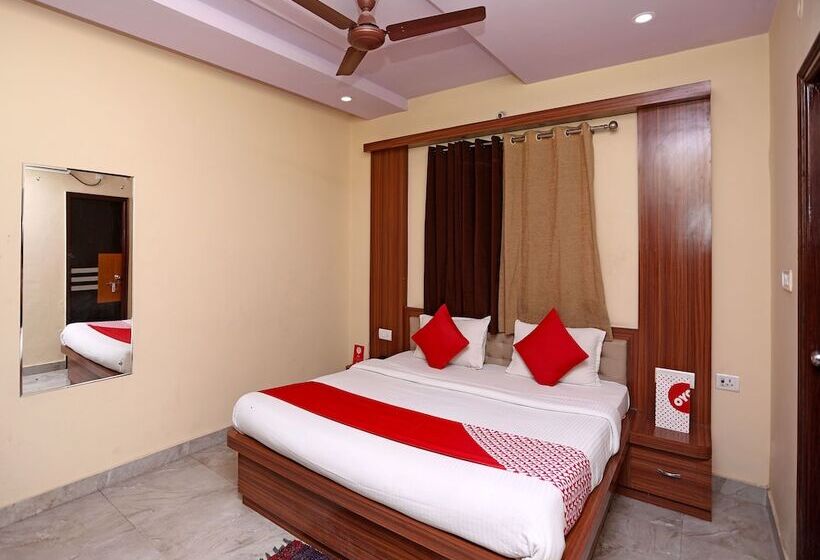 Standardrum, Oyo 17408 Scindia Resorts And Hotels
