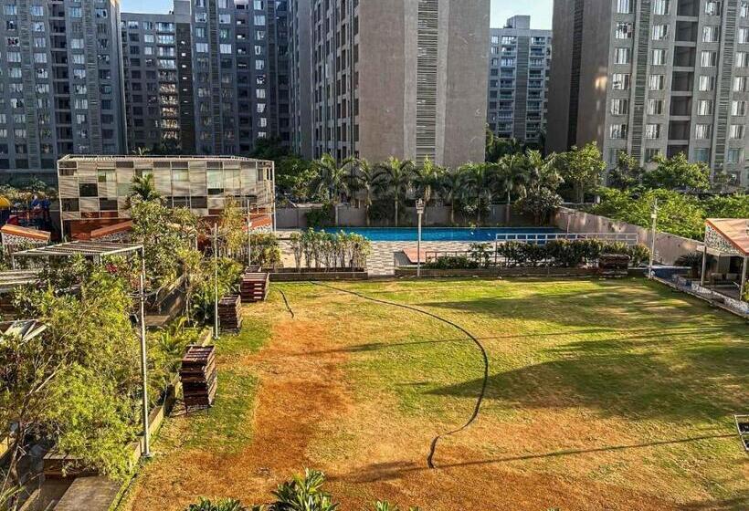 آپارتمان 2 خوابه, Ambition Studio Apartment At Weekend Address