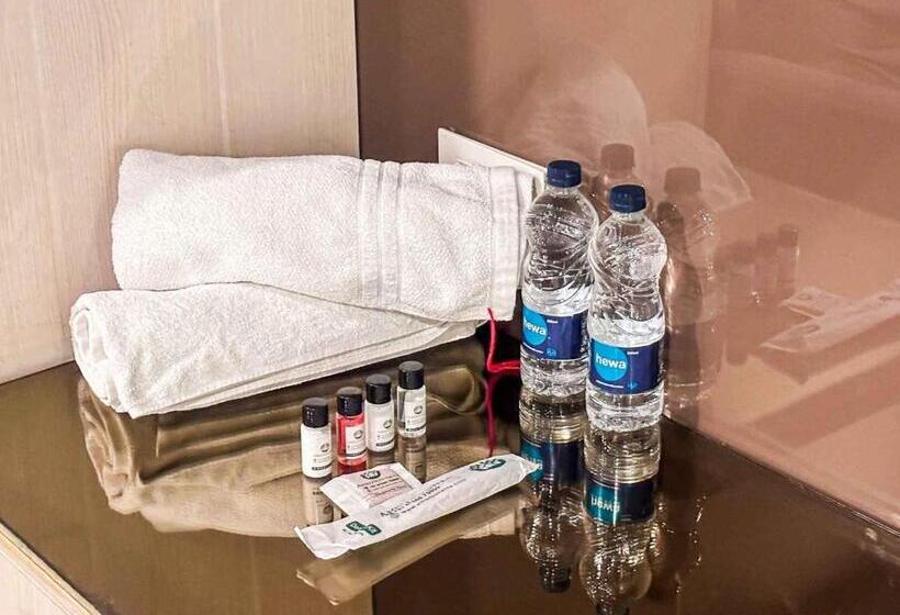 آپارتمان 2 خوابه, Ambition Studio Apartment At Weekend Address