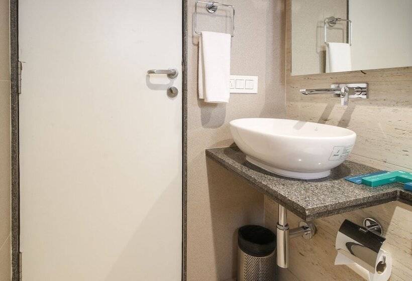 اتاق استاندارد, Treebo Elite Residency Belgaum