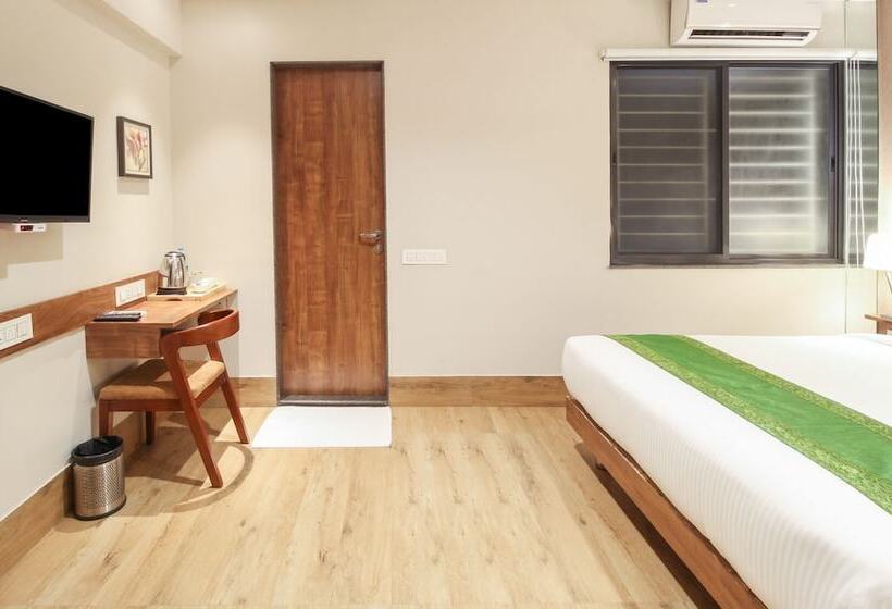 اتاق لوکس, Treebo Elite Residency Belgaum