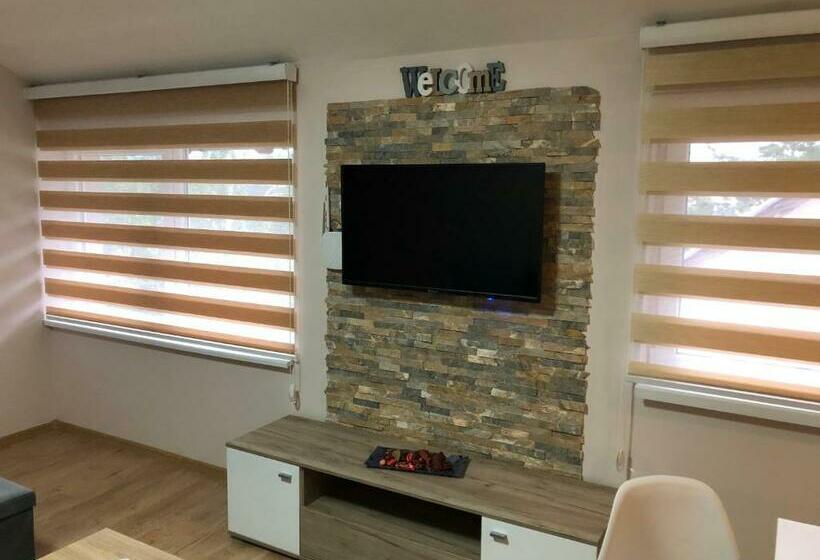آپارتمان 1 خوابه, Vila Mistik