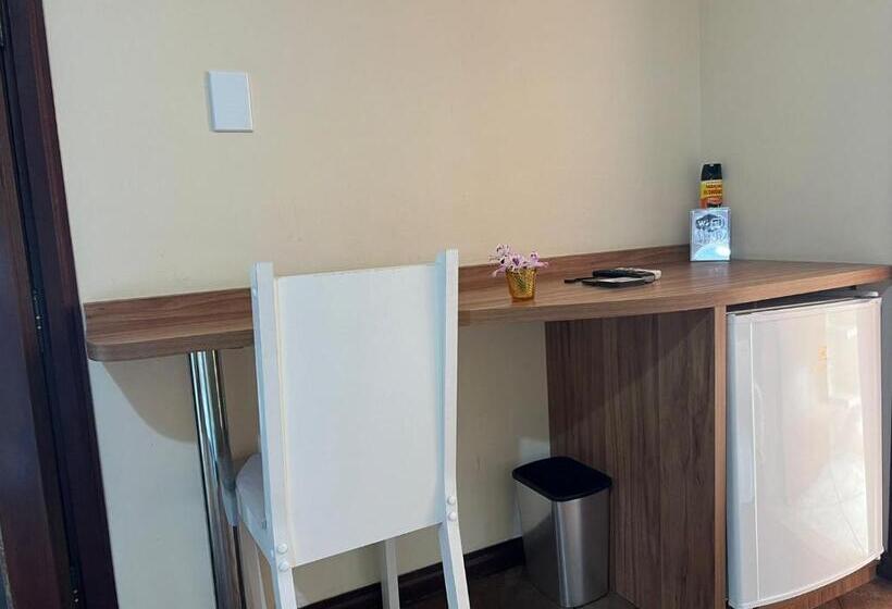 디럭스 스위트, Rogai Hotel Pousada