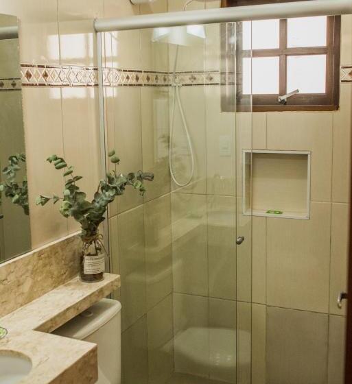 스탠다드 트리플 룸, Rogai Hotel Pousada