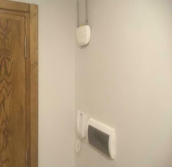 带1个卧室的带阳台的公寓, London House