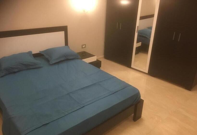 带1个卧室的带阳台的公寓, London House