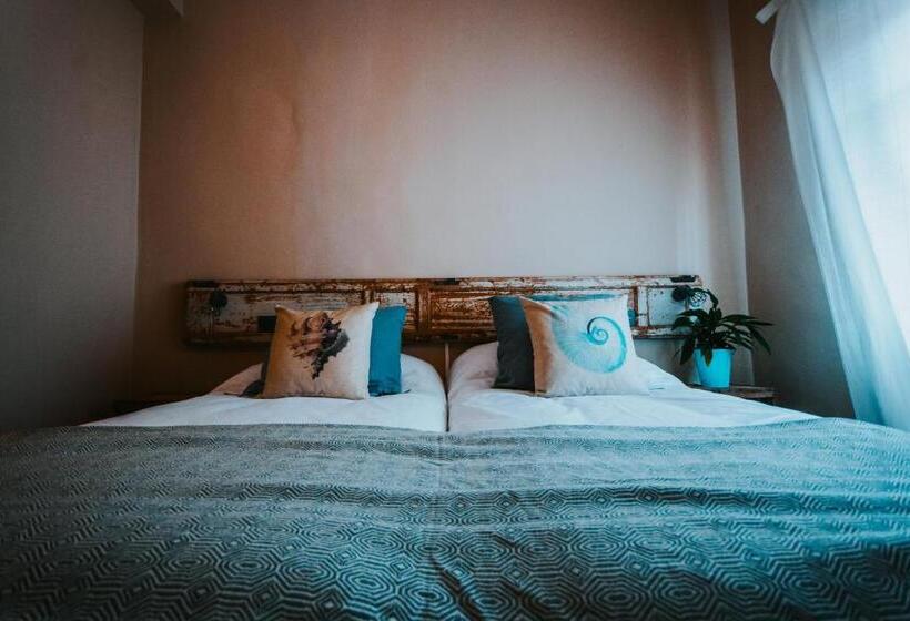 Номер Стандарт, The Old Seaman Bed & Breakfast