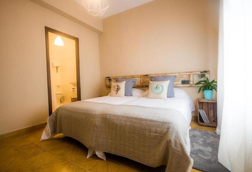 Номер Стандарт, The Old Seaman Bed & Breakfast
