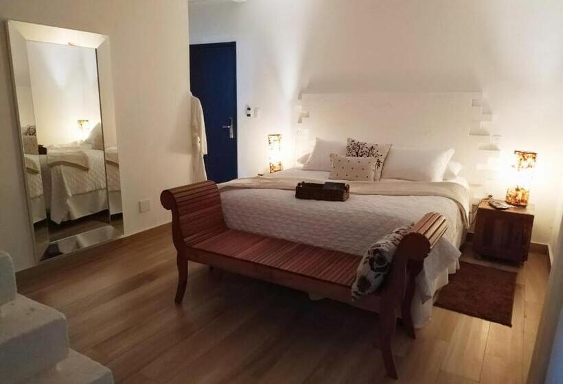 스위트 킹사이즈 침대, Le Garden Pousada Boutique