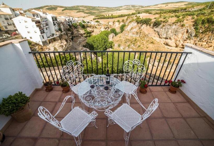 Номер Стандарт с Террасой, La Maroma Rooms & Views