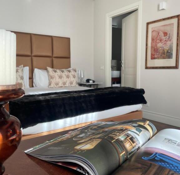 Полулюкс Одноместный с Террасой, Residenza Palazzo Fortuna   Boutique