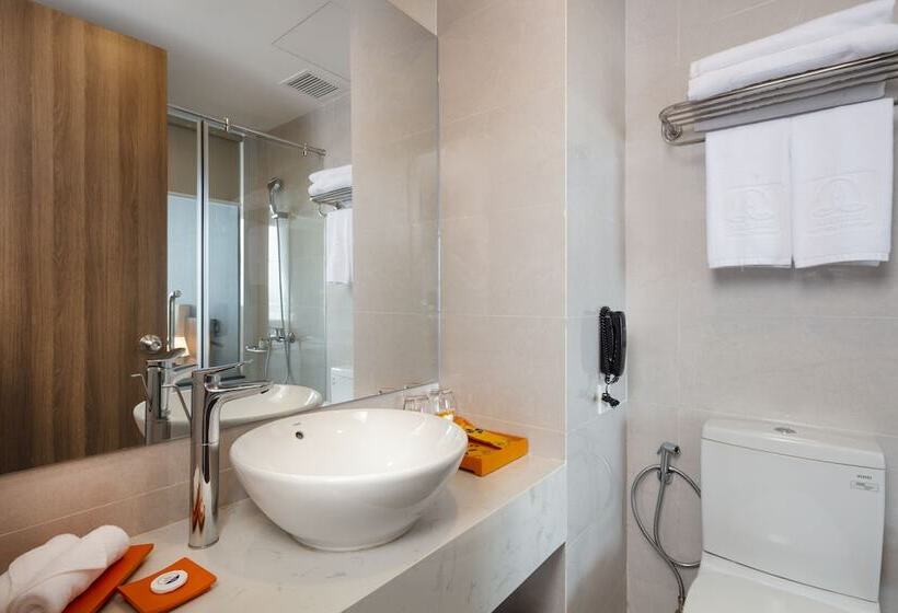 اتاق لوکس با چشم‌انداز شهر, Libra Hotel Nha Trang