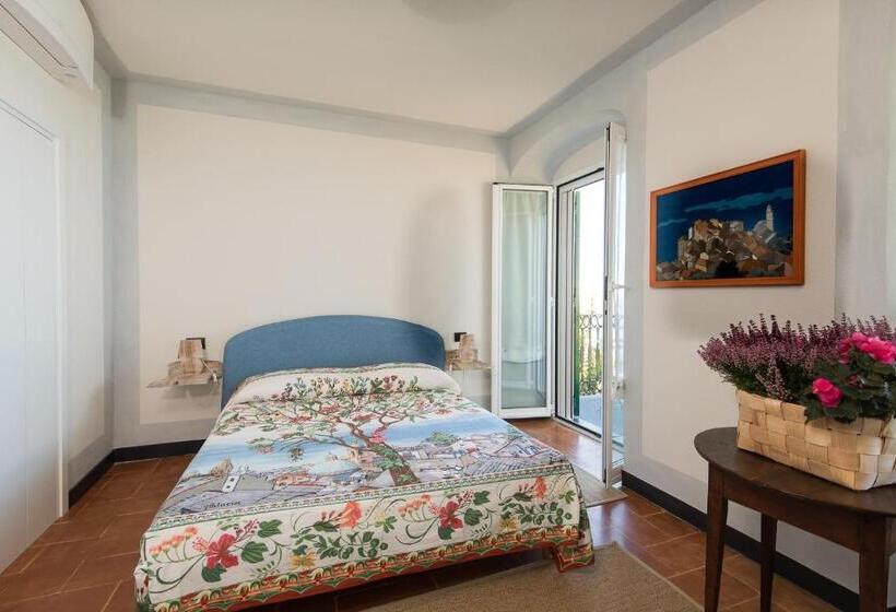 Номер Стандарт с Балконом, Olivenere Agriturismo