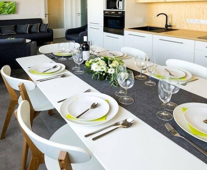 آپارتمان 1 خوابه با تراس, Residence Trafick