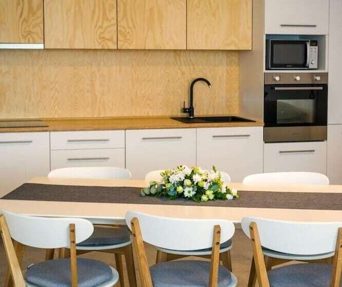 آپارتمان 1 خوابه, Residence Trafick