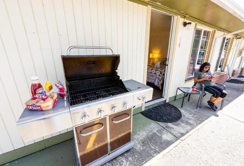 Студия Deluxe, Arbor Inn Motel Oakridge