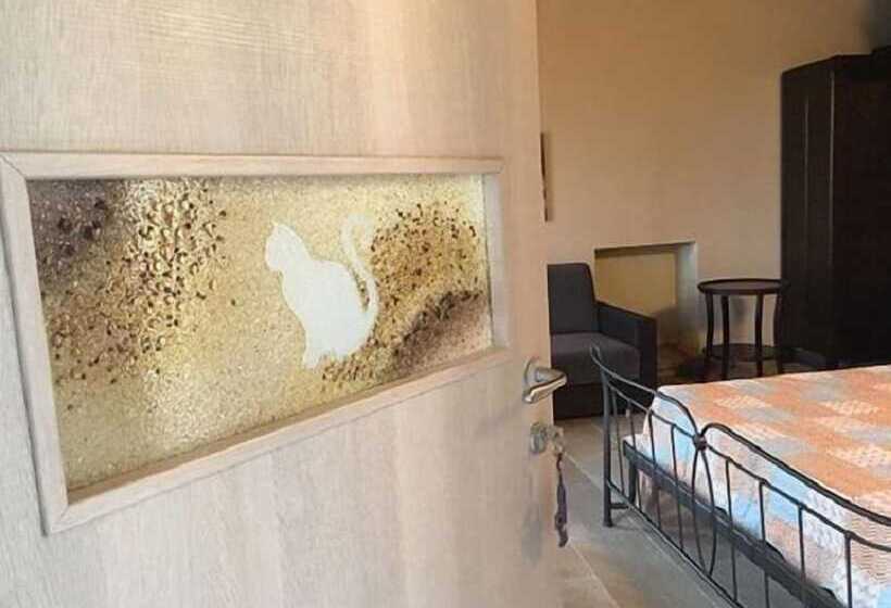 اتاق استاندارد با چشم‌انداز استخر, B&b Le Piote