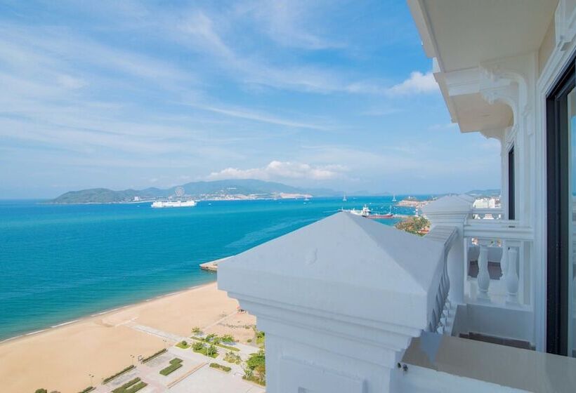 اتاق پرمیوم با چشم‌انداز دریا, Imperial Nha Trang