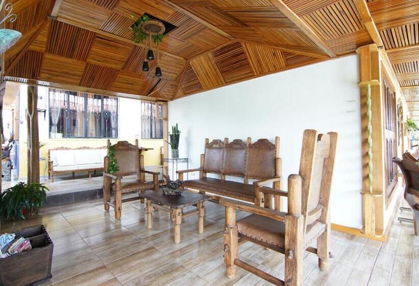Четырехместный Номер Стандарт, Finca Hotel Yerbabuena