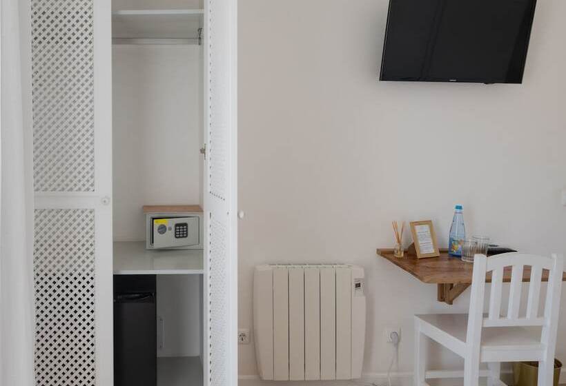 اتاق استاندارد, Raminhos Guest House