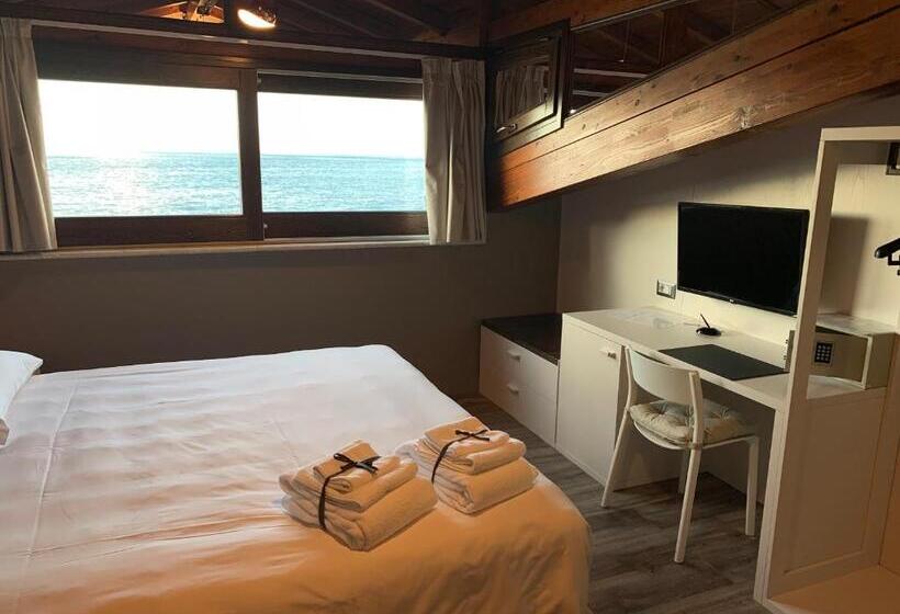 Номер Deluxe Вид на Море, Il Casato Deluxe Rooms