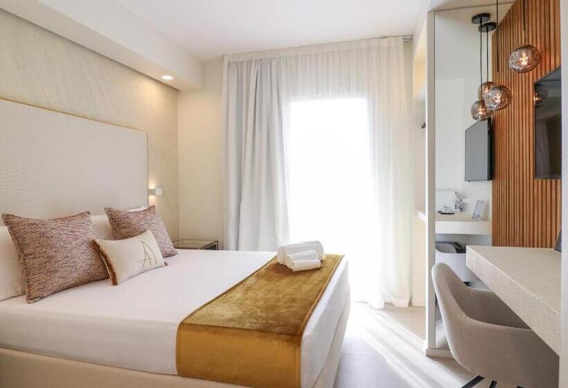 Номер Стандарт с Балконом, Double A Luxury Room