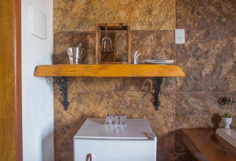 Bungalow Deluxe, Pousada Chales Rancho Caipira