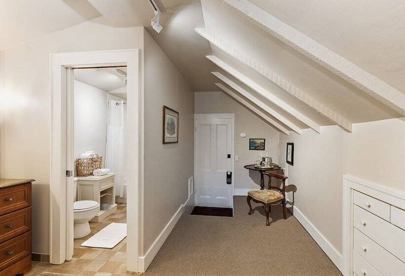 Номер Deluxe, Mccully House Inn