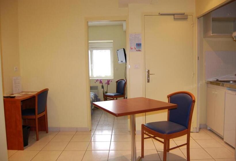Family Suite, Appart'hôtel La Suze Sur Sarthe