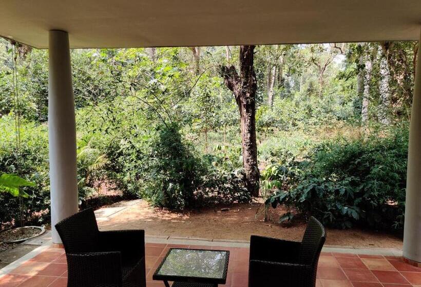 Стандартный Номер Кровать Кинг, The Birchwood Retreat, Madikeri