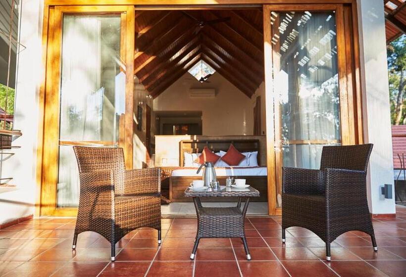 Номер Superior Кровать Кинг, The Birchwood Retreat, Madikeri