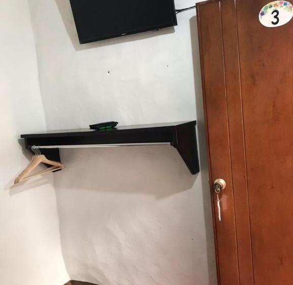 Номер Стандарт Индивидуальный, Hostal Rous San Gil