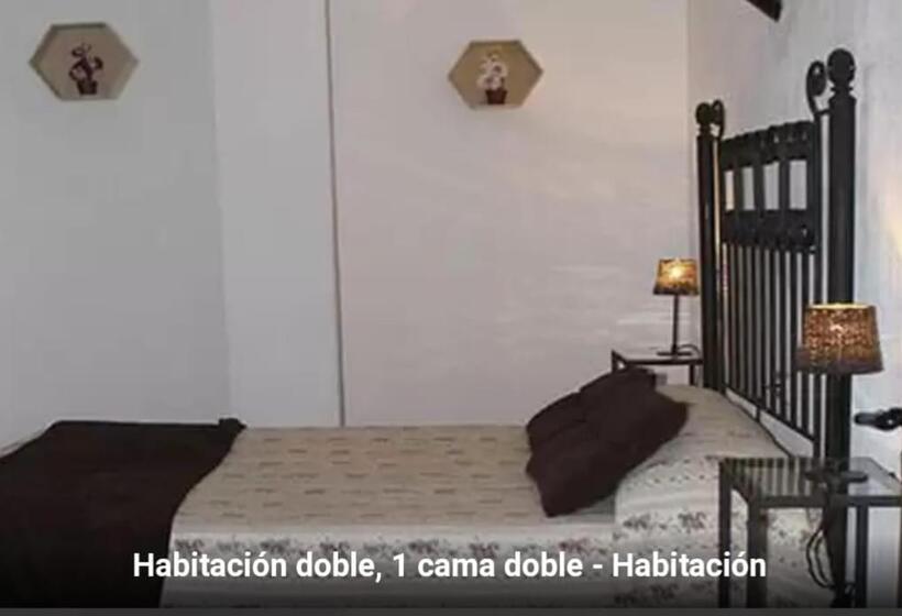 اتاق استاندارد با بالکن, Hostal Calderon Cuenca