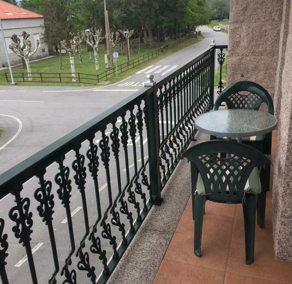 Номер Стандарт с Балконом, Hostal Santa Baia