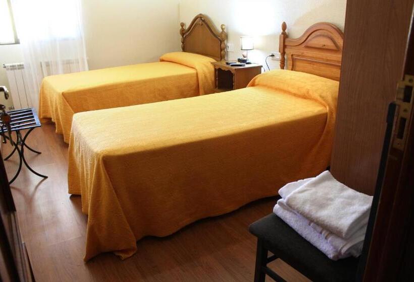 Номер Economy, Pilar Casa Rural