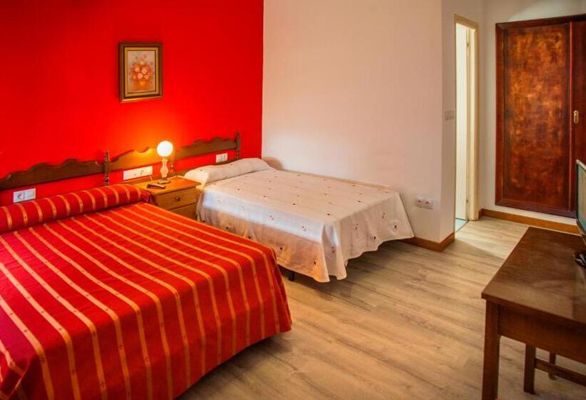 Номер Стандарт, Pension Restaurante Cantábrico
