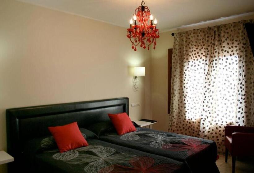 Номер Стандарт, Hostal Mesón Castilla