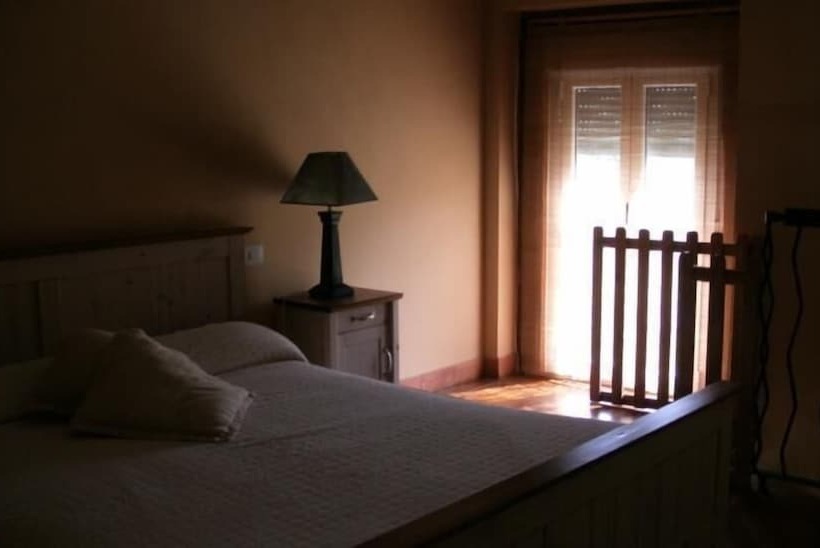 Номер Стандарт, Posada Tresmentiras
