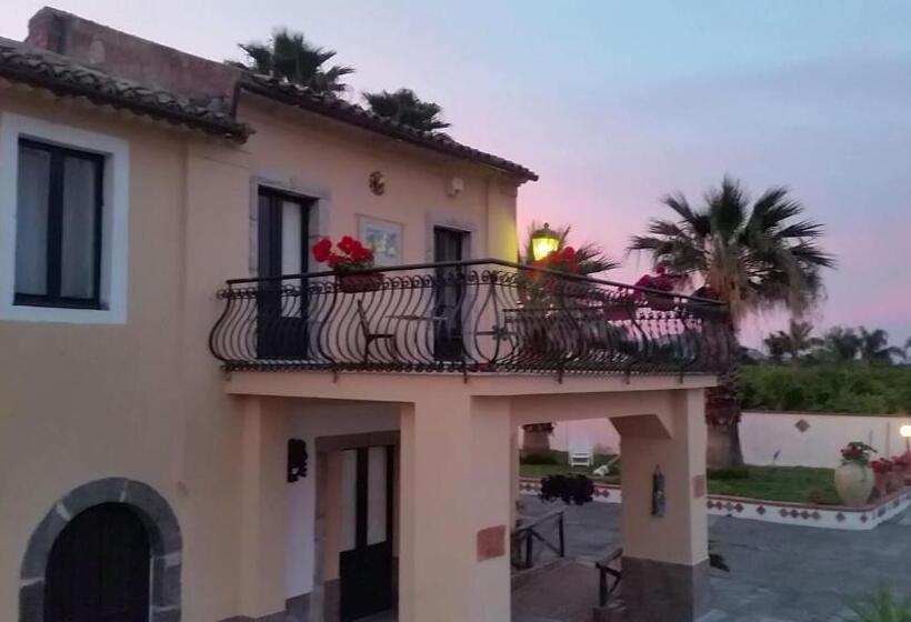 آپارتمان 1 خوابه با تراس, Villa Laura Apartment