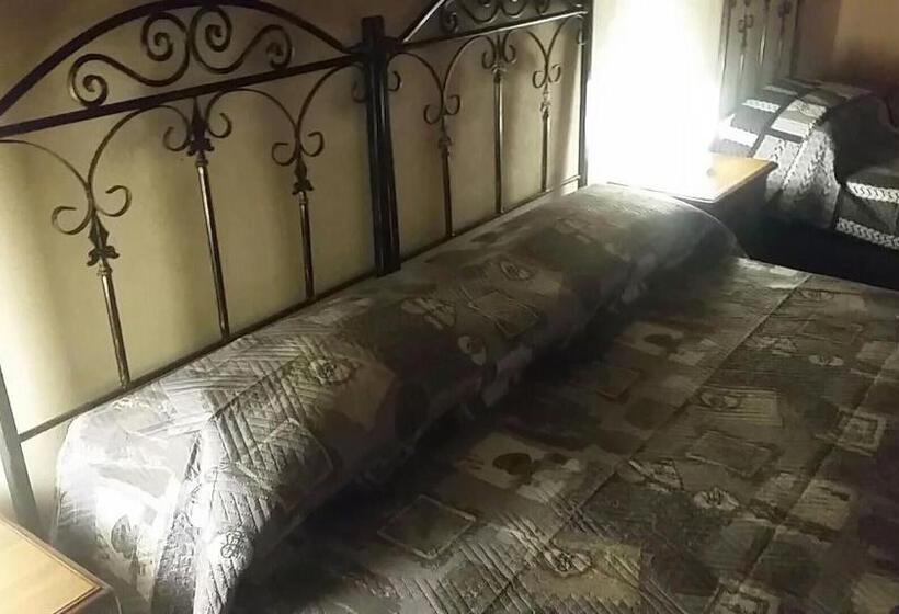 اتاق استاندارد سه نفره, Villa Laura Apartment