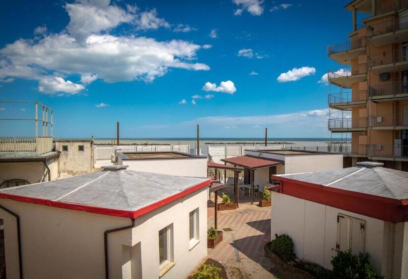 اتاق دوبلکس, Residence Eden