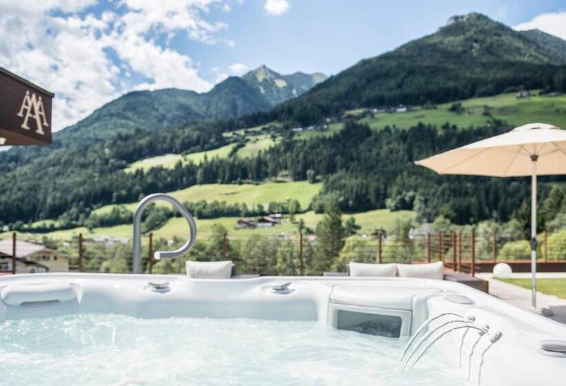 Апартаменты 3 Спальни, Aurina Lodges